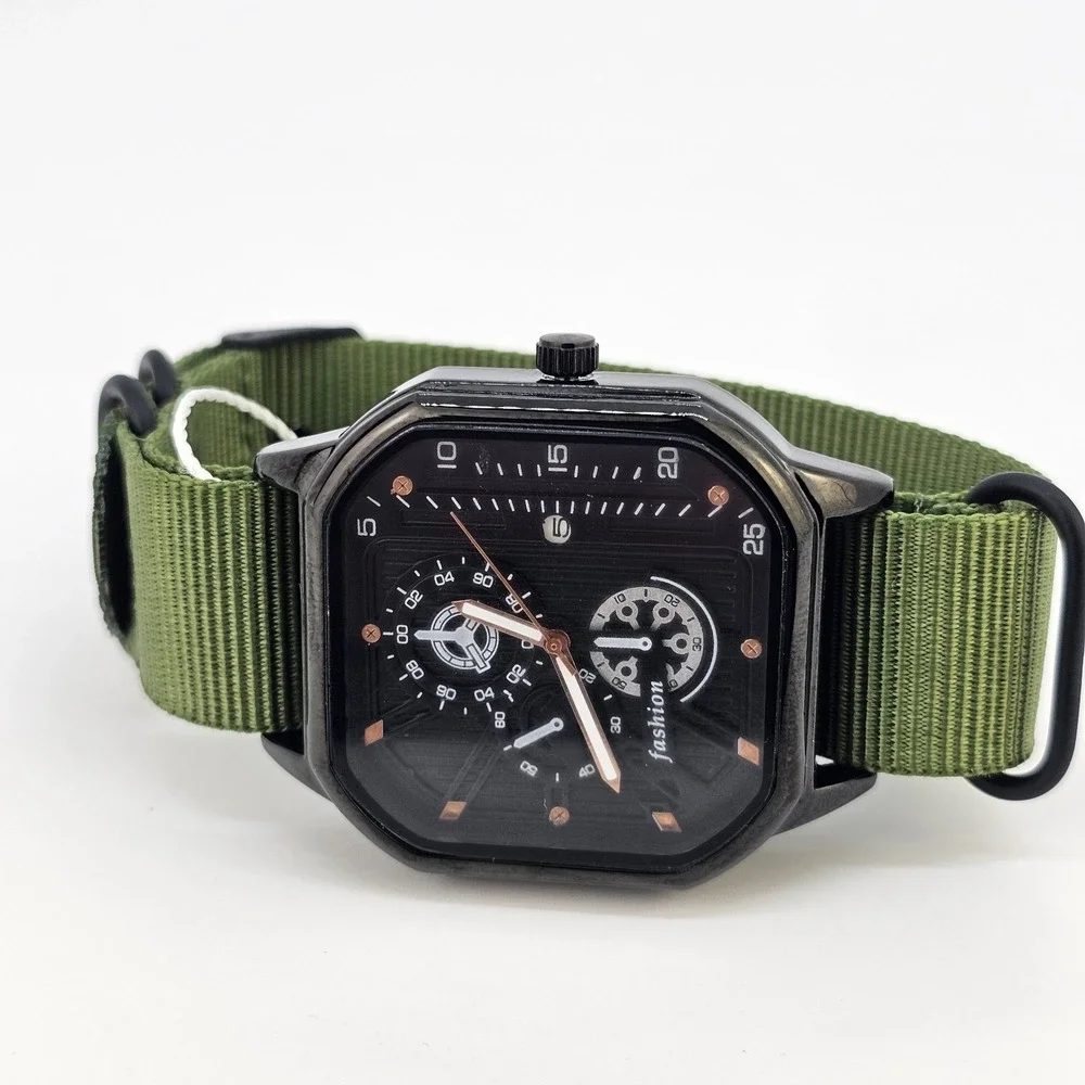 Men's Watch‎ 42MM Black Dial Black Case Date Army Green Canvas Band New Battery